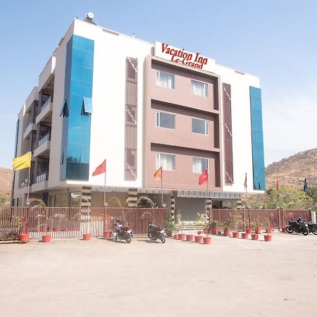 Tulip Le Grand Hotel Udaipur Exterior foto